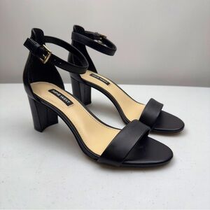 NWOT Nine West Black Women's Pruce Ankle Strap Block Heel Sandals Black 5.5M